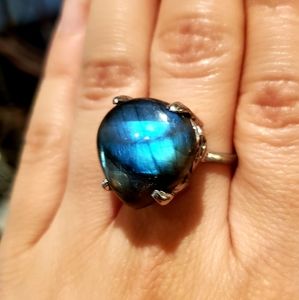 Labradorite & Sterling Silver Teardrop Ring